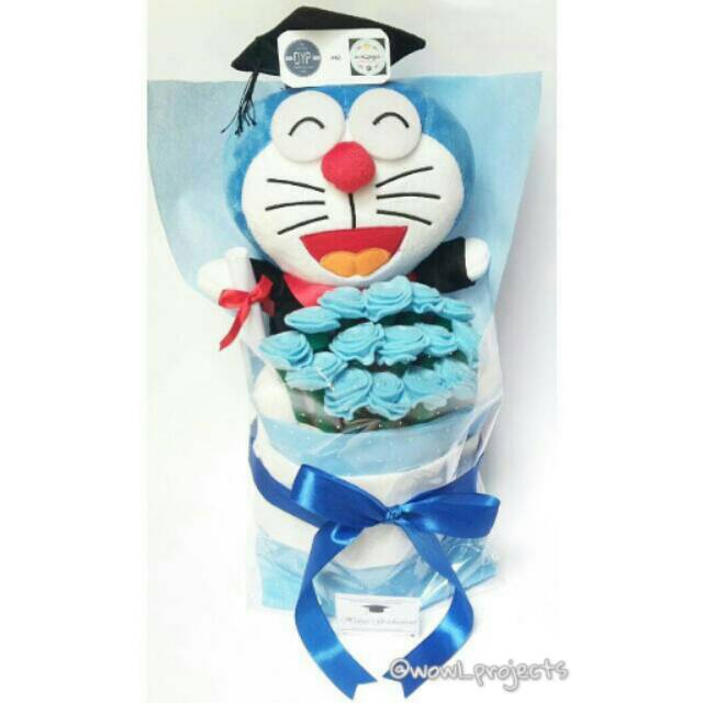 Buket Boneka Doraemon, Buket Bunga Flanel, Buket Bunga Wisuda, Boneka Doraemon Murah