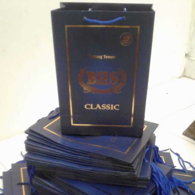 

Paper bag Sarung BHS Harga 1Lusin