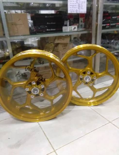 velg tapak lebar yahama r15 old/v2 pnp 3x4,5inch plus disk depan belakang dan spakbor ninja depan