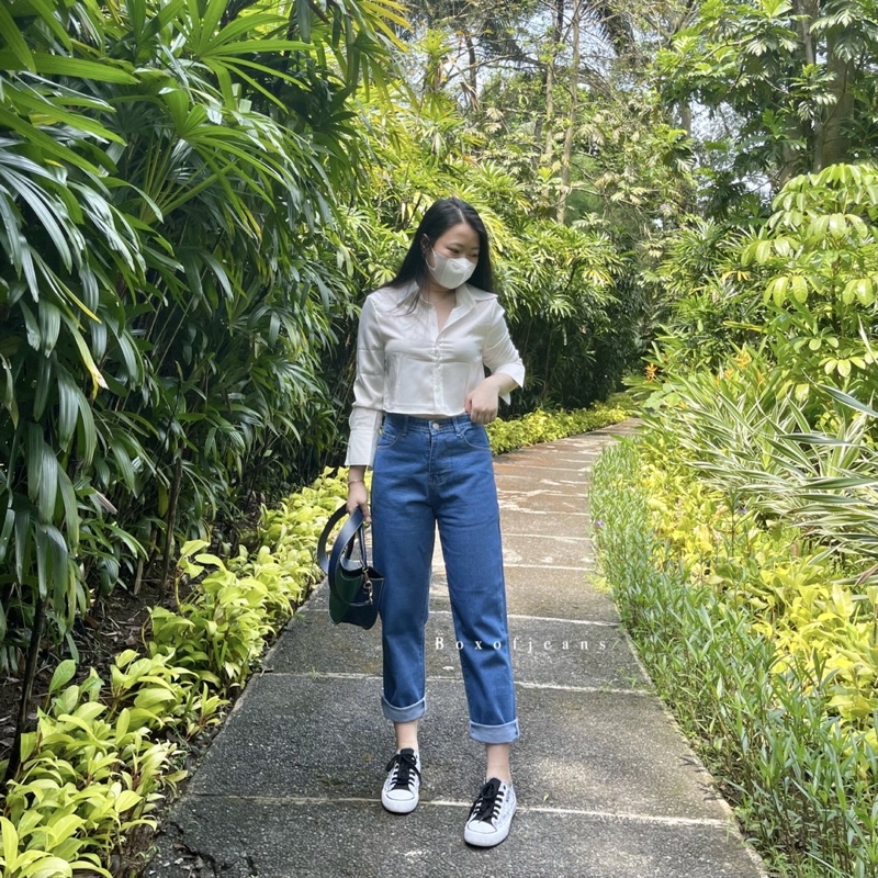 Boxofjeans - Highwaist MOM Jeans - MEDIUM BLUE