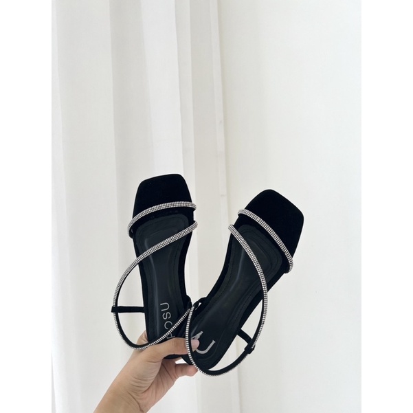 Emily Flat Sandals