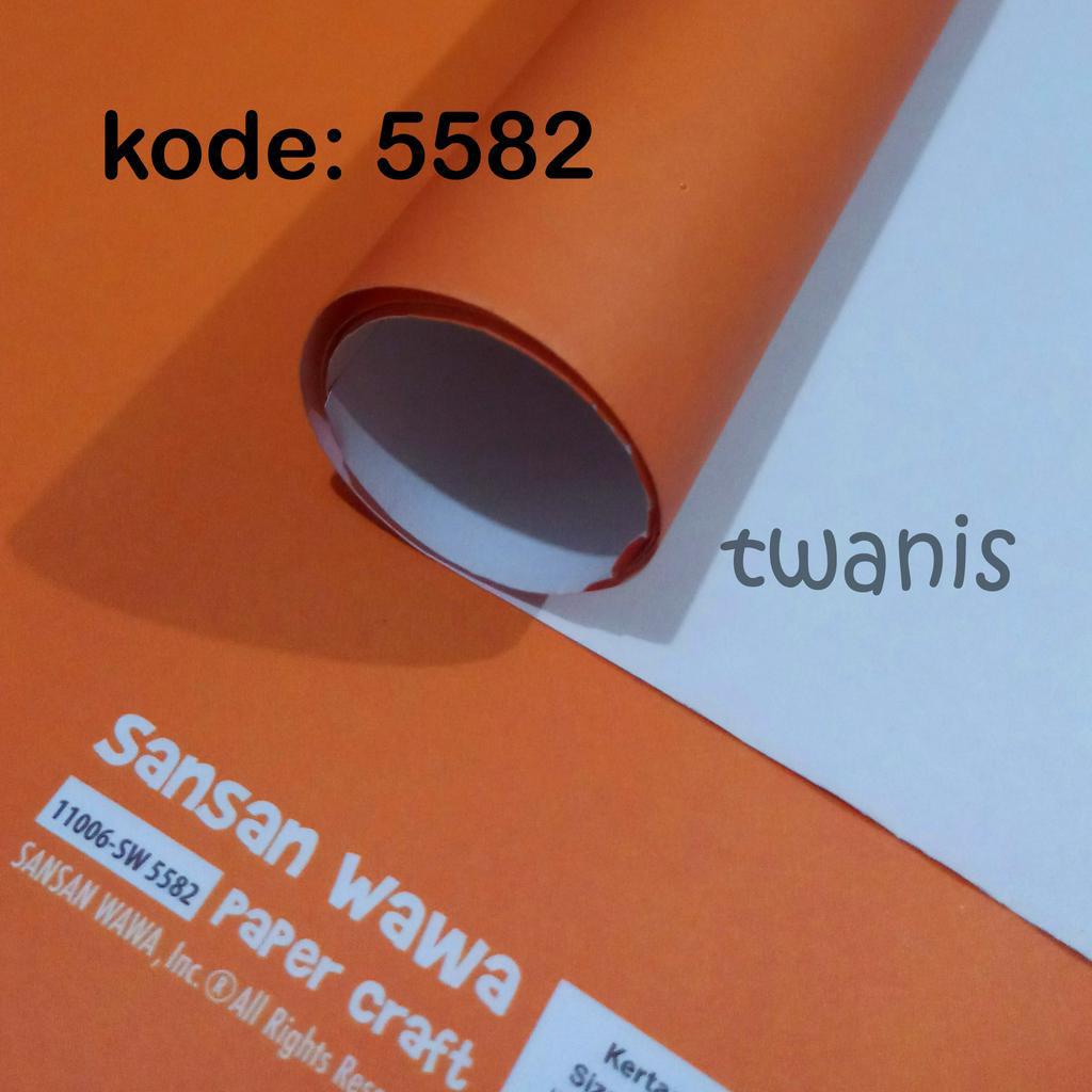 

Kertas Kado Polos Orens Oranye SANWA kode 5582 isi 40 lembar Bisa Campur Warna Lain Sesuai Stok