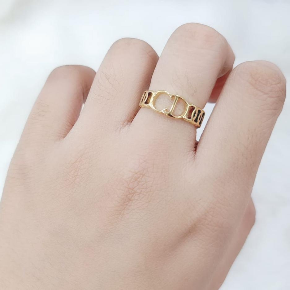 Chekout Cincin titanium CD