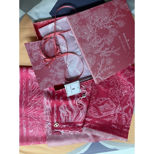 buttonscarves el mar minorca conch