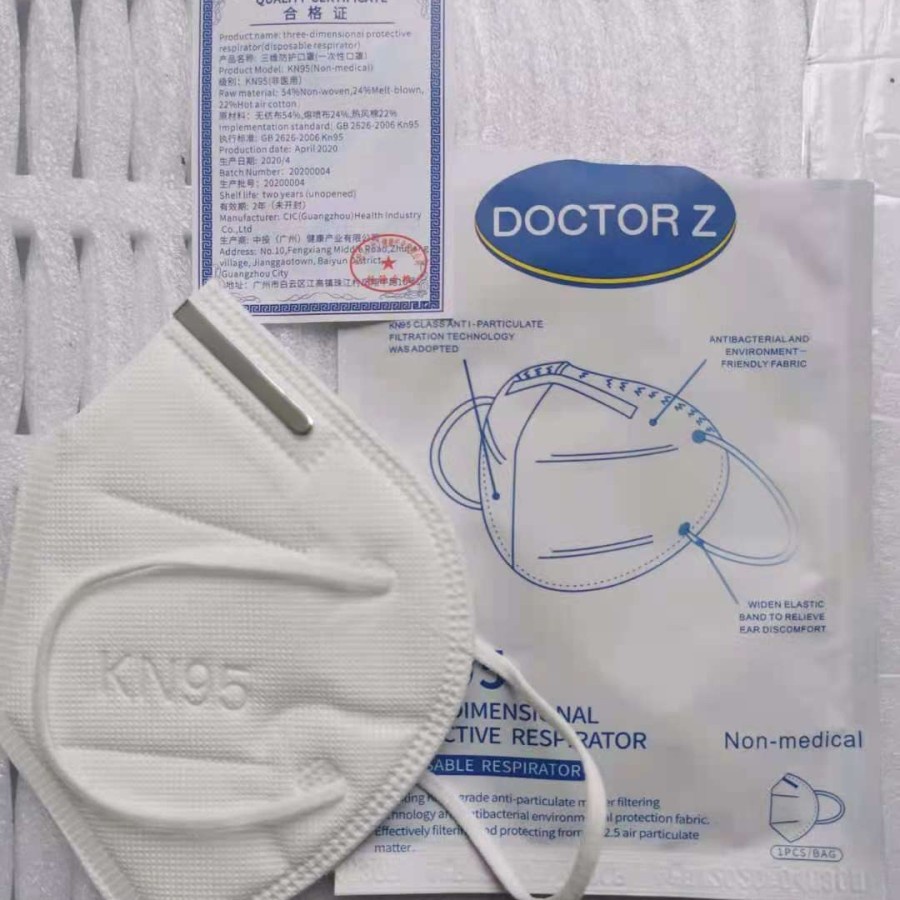 Masker N95 Doctor Z Earloop 4Ply Steril Mask - Skoola