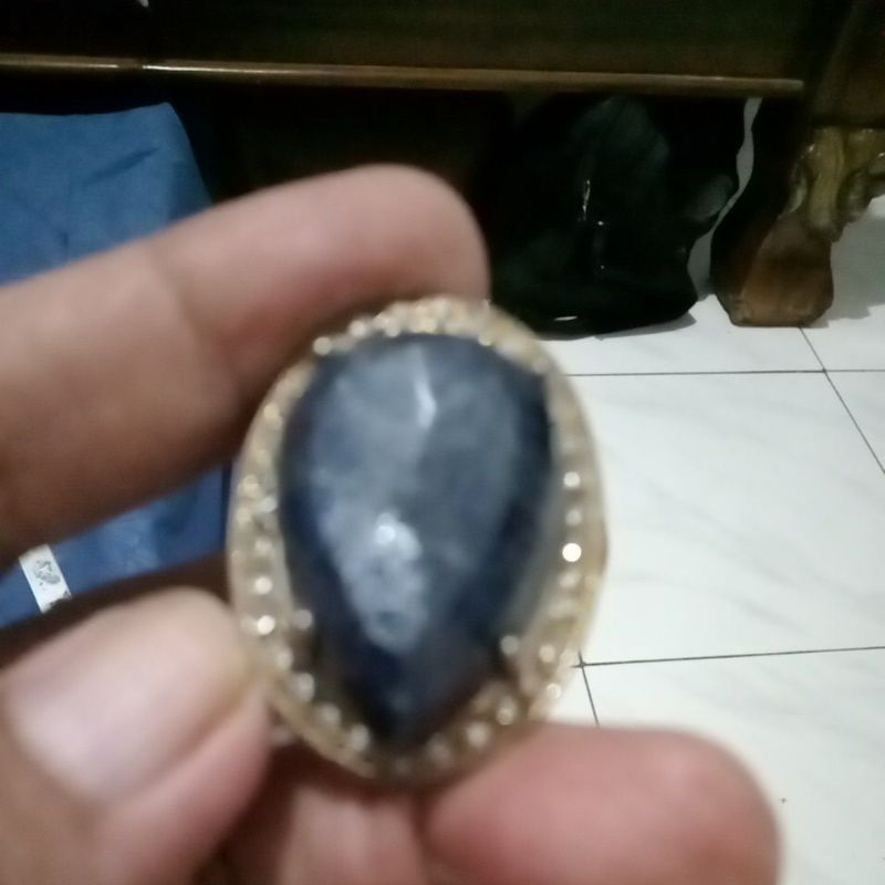 Blue safir cutting jumbo