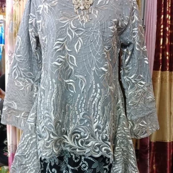 atasan kebaya tille bianca berkualitas