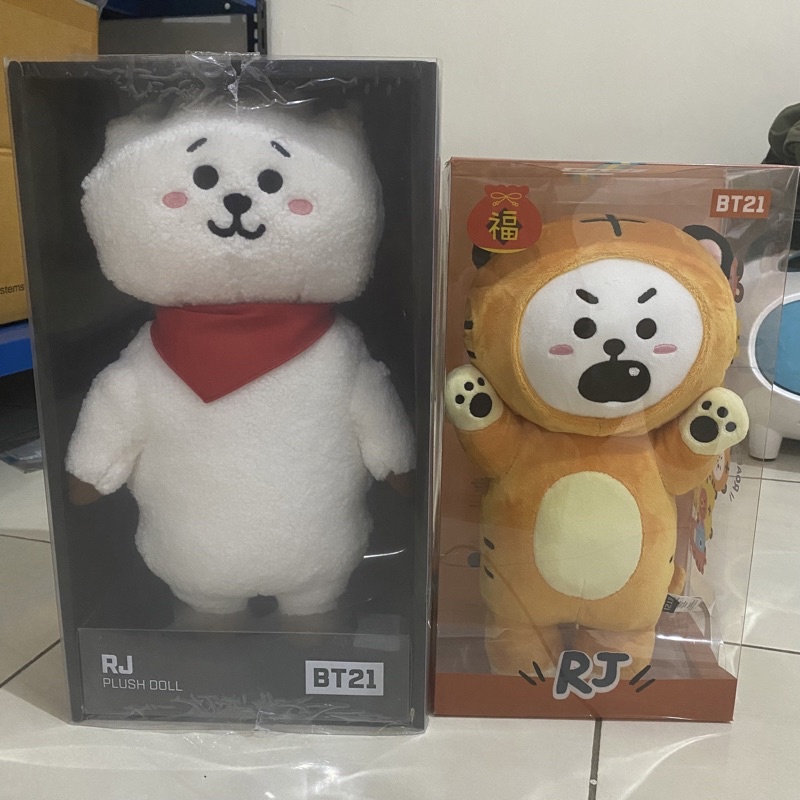 BTS bt21 standing doll RJ tiger medium official original