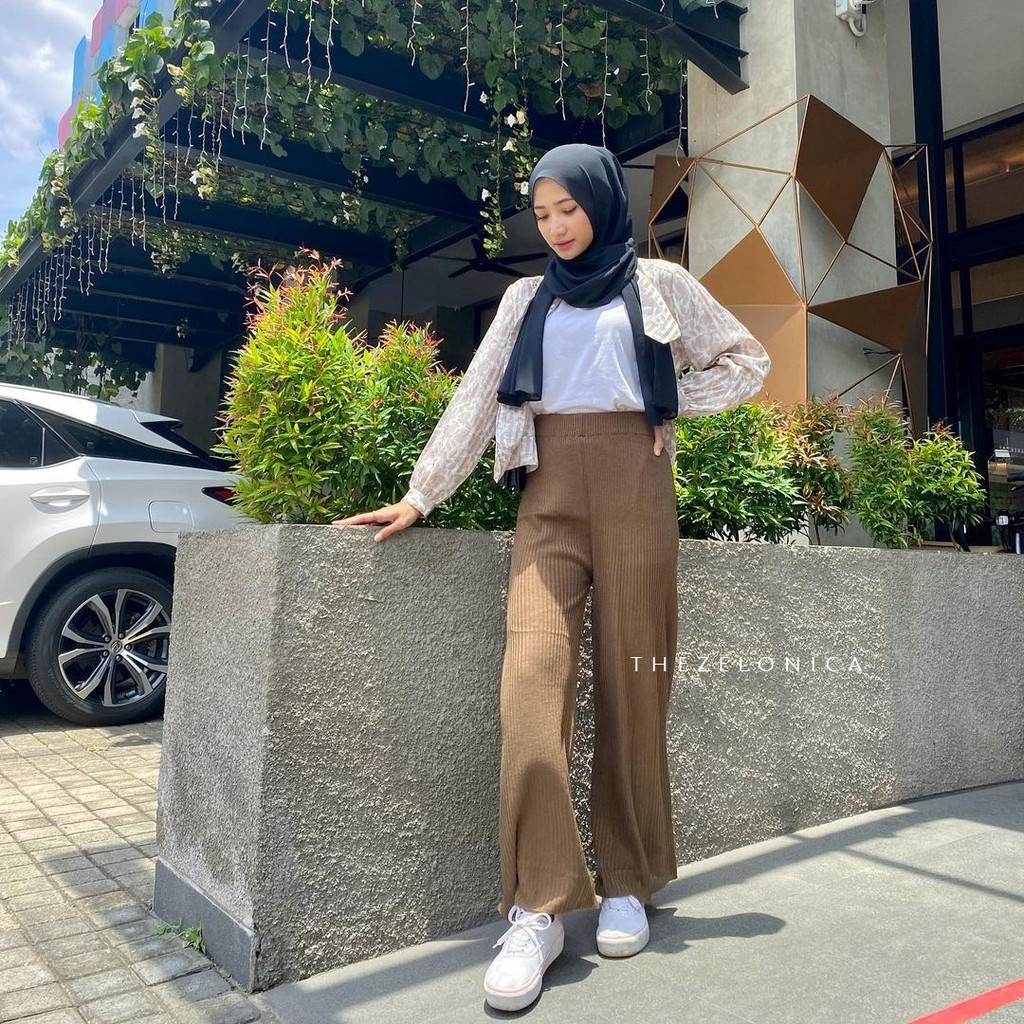 Zelonica Coco Pants Celana Bahan Rajut