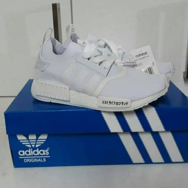 Adidas nmd r1 japan full white
Size 40-44 Premium quality