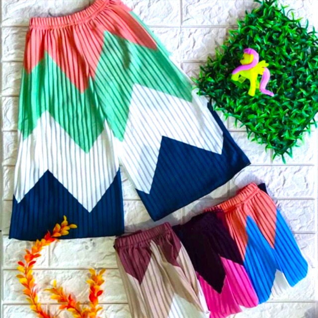 Celana kulot plisket zig zag anak Shopee Indonesia Celana kulot plisket zig zag anak Shopee Indonesia