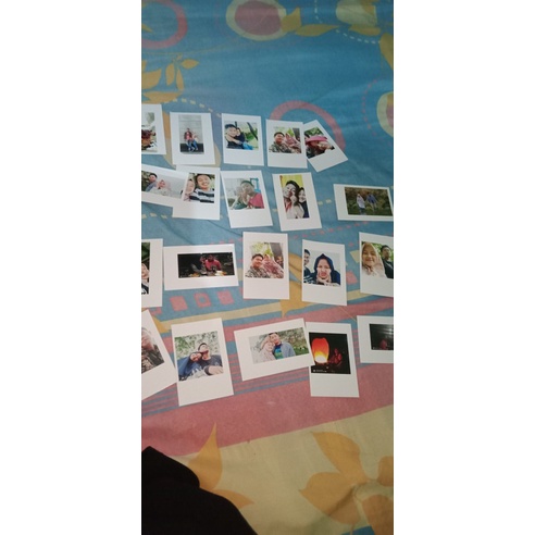 

PAKET 2R POLAROID 100 FOTO GLOSS CETAK FOTO POLAROID 2R ( TERMURAH BONUS MELIMPAH )