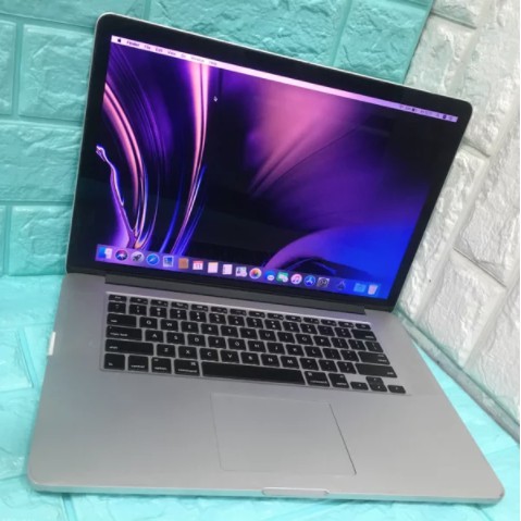 Macbook Pro Retina 15 inch MID 2015 Core I7 2.2GHZ Ram 16 GB Ssd 256 GB - Ssd 1 TB