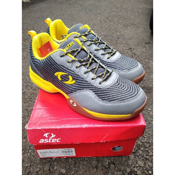 SEPATU ASTEC COBARZON BADMINTON SIZE 45