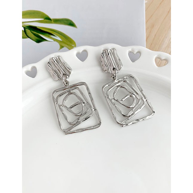 LRC Anting Tusuk Fashion Silver Alloy Geometry Earrings F74543