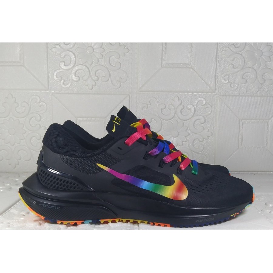 Sepatu Sneaker Sneakers Pria Laki-Laki Cowok Man TERLARIS Nike Zoom Vomero 15 Black Multi Premium