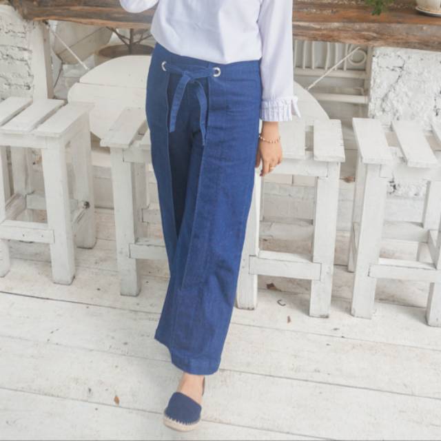 Preloved the executive jeans