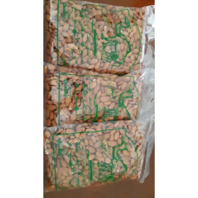 

Almond kupas 1kg