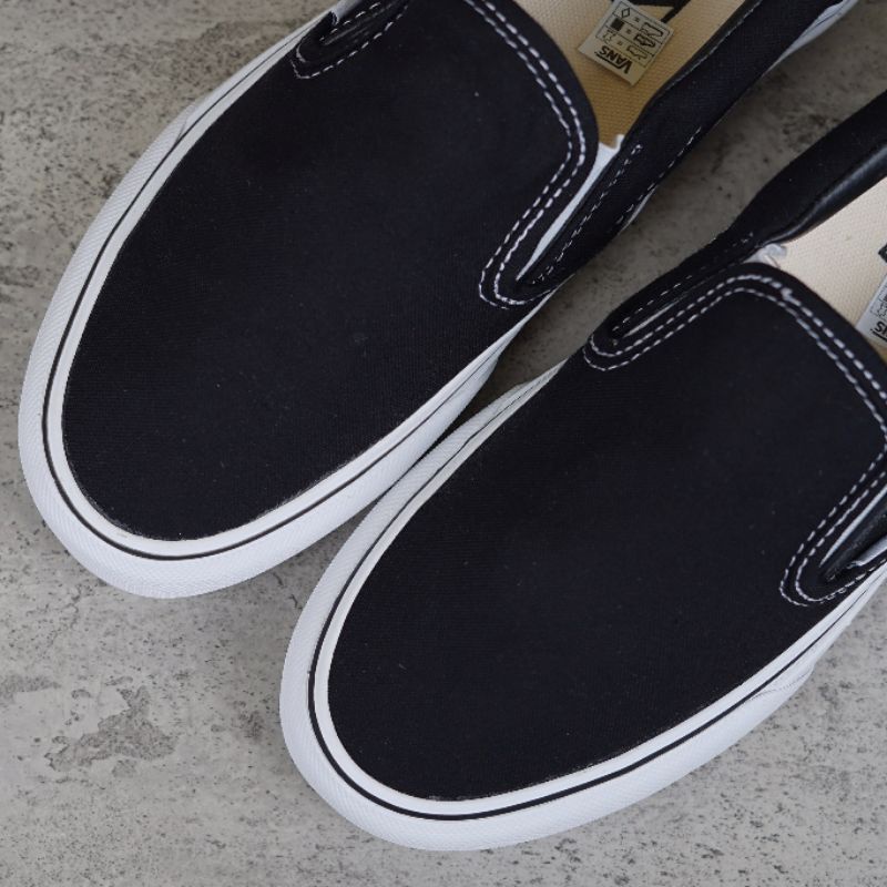 Vans Slip On Black White