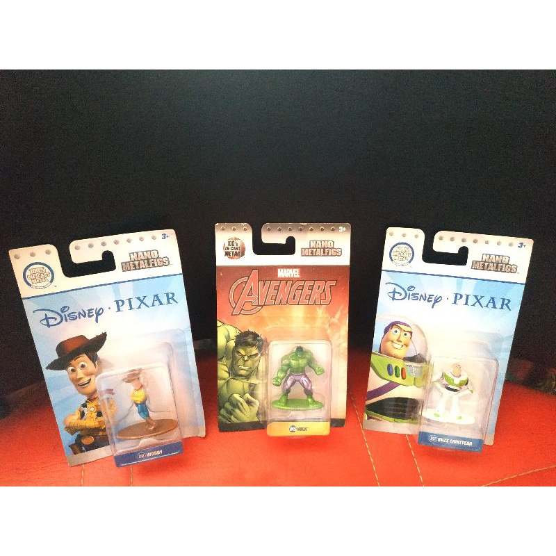 FIGUR SET BUZZ LIGHTYEAR,WOODY ,HULK