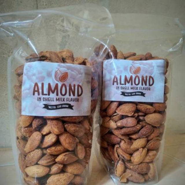 

Kacang Almond panggang