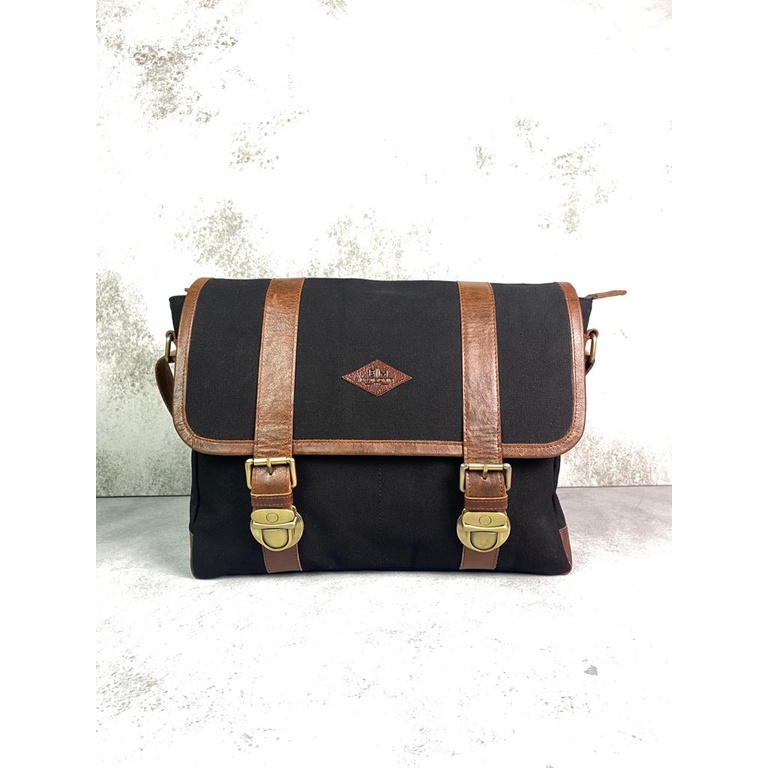 Tas Selempang Kerja Kantor Laptop 14 inch Postman Vintage Kanvas Kulit Colorado Eastmovin