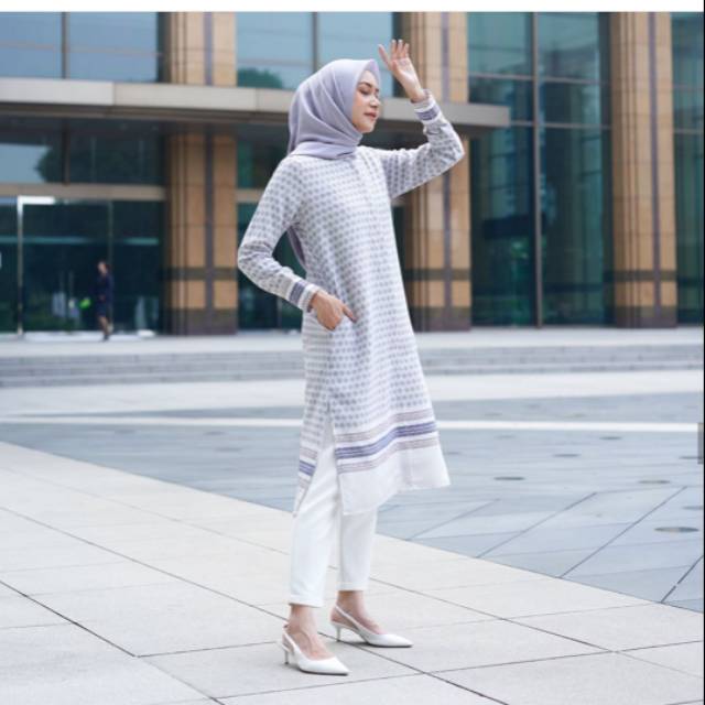 Ethnik tunik of white heaven lights (M)