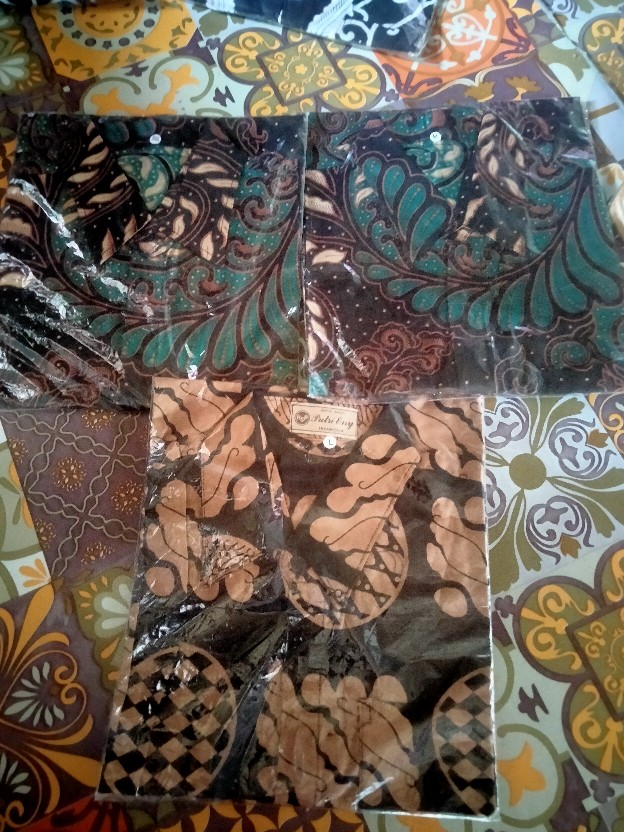 New Kemeja Batik Slimfit Exclusive Original Butik Atasan Batik Seragam M L Xl Xxl Xxxl Atasan Couple