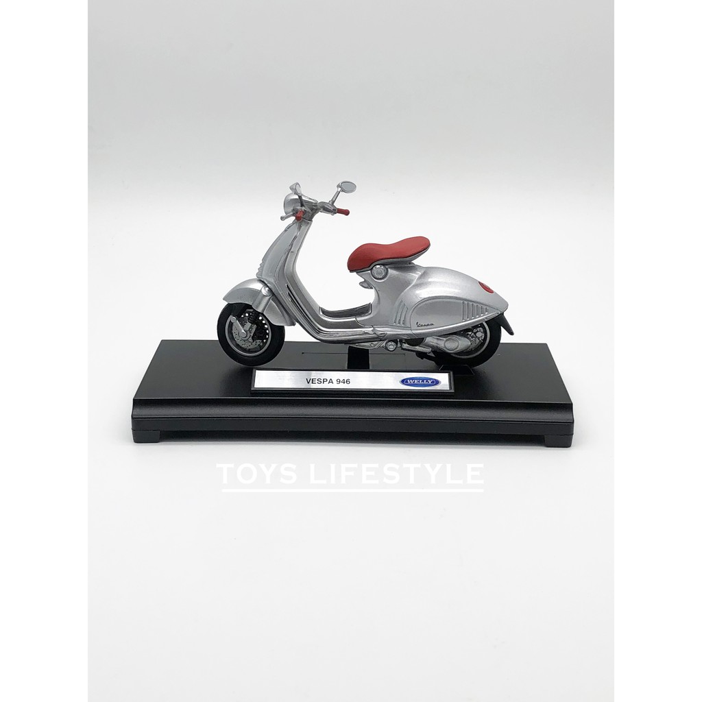 Welly Diecast - Vespa 946 2014