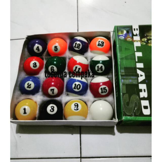 Bola billiard set kecil dan besar