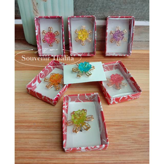 souvenir pernikahan 100pcs BROS BUNGA cantik sovenir murah souvenir pernikahan 100pcs BROS BUNGA cantik sovenir murah