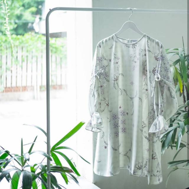 READY STOCK COPELIA TOP SOFT GREEN BY RIA MIRANDA