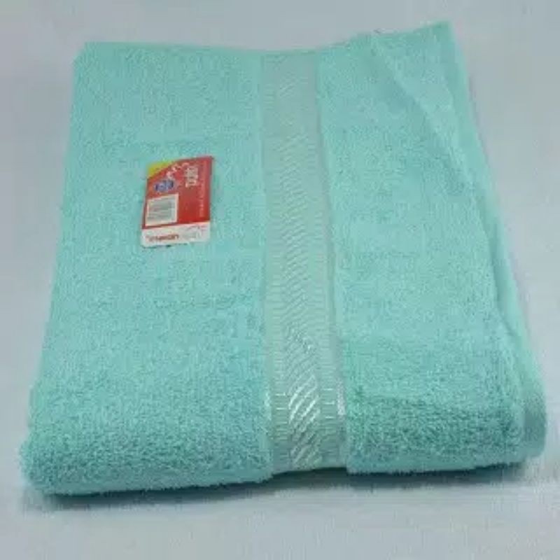 Handuk merah putih  70x135