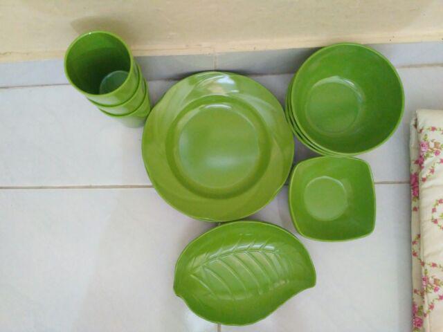 3 Pcs Piring Melamin Bentuk Daun Unika M6908 (uk.kecil) - Hijau