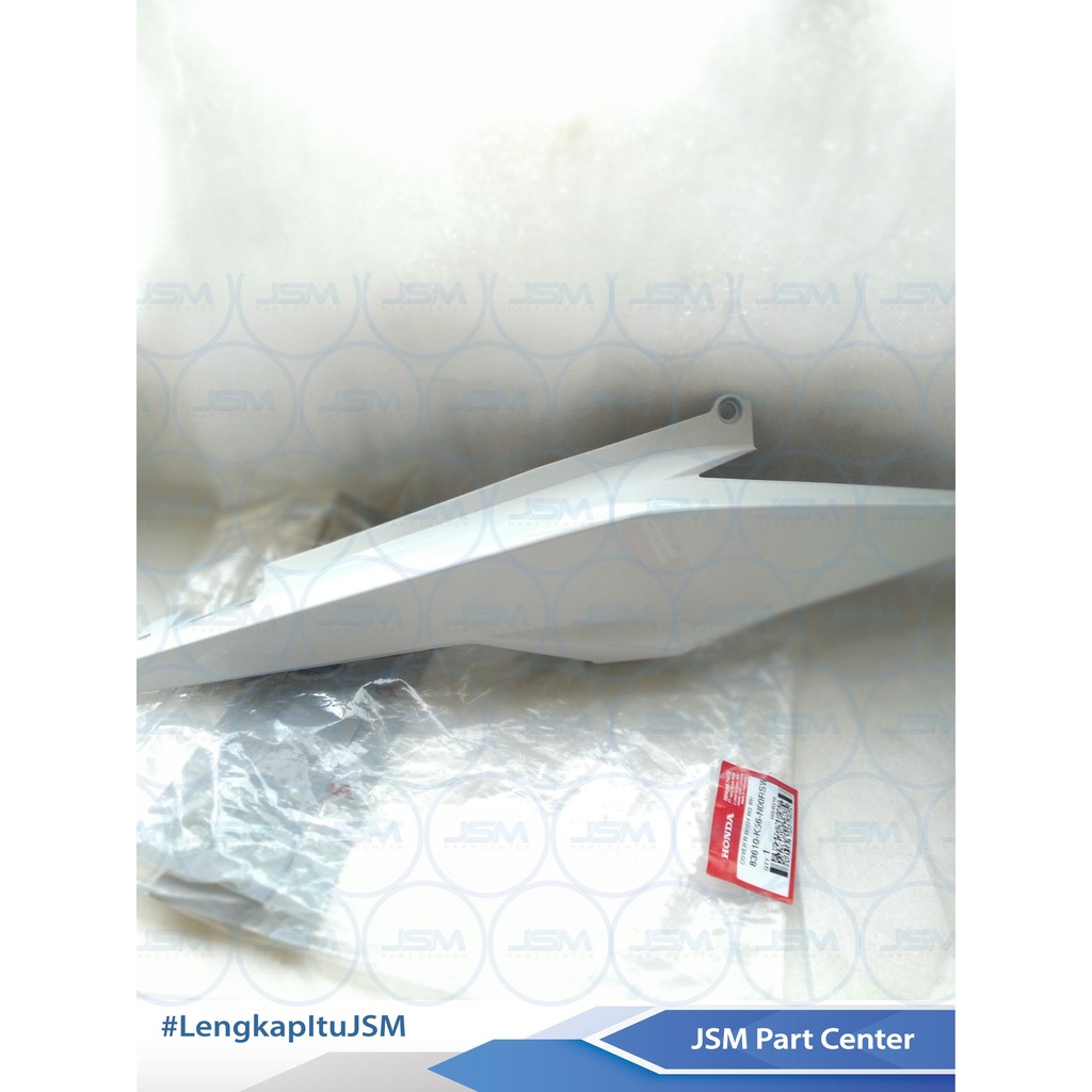 COVER BODY SONIC 150 PUTIH KANAN ORIGINAL HONDA 83610-K56-N00RSW HGP