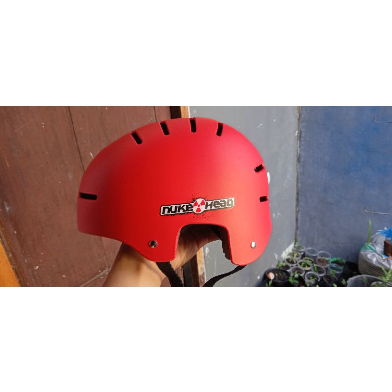 Helm sepeda NUKE HEAD batok
