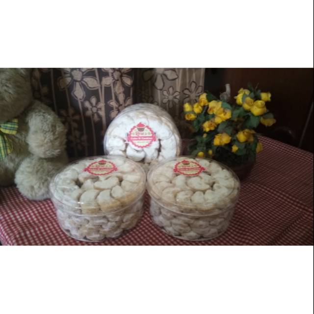 

Putri Salju Cookies PREMIUM / Kue Kering / Kue Lebaran home made Fresh