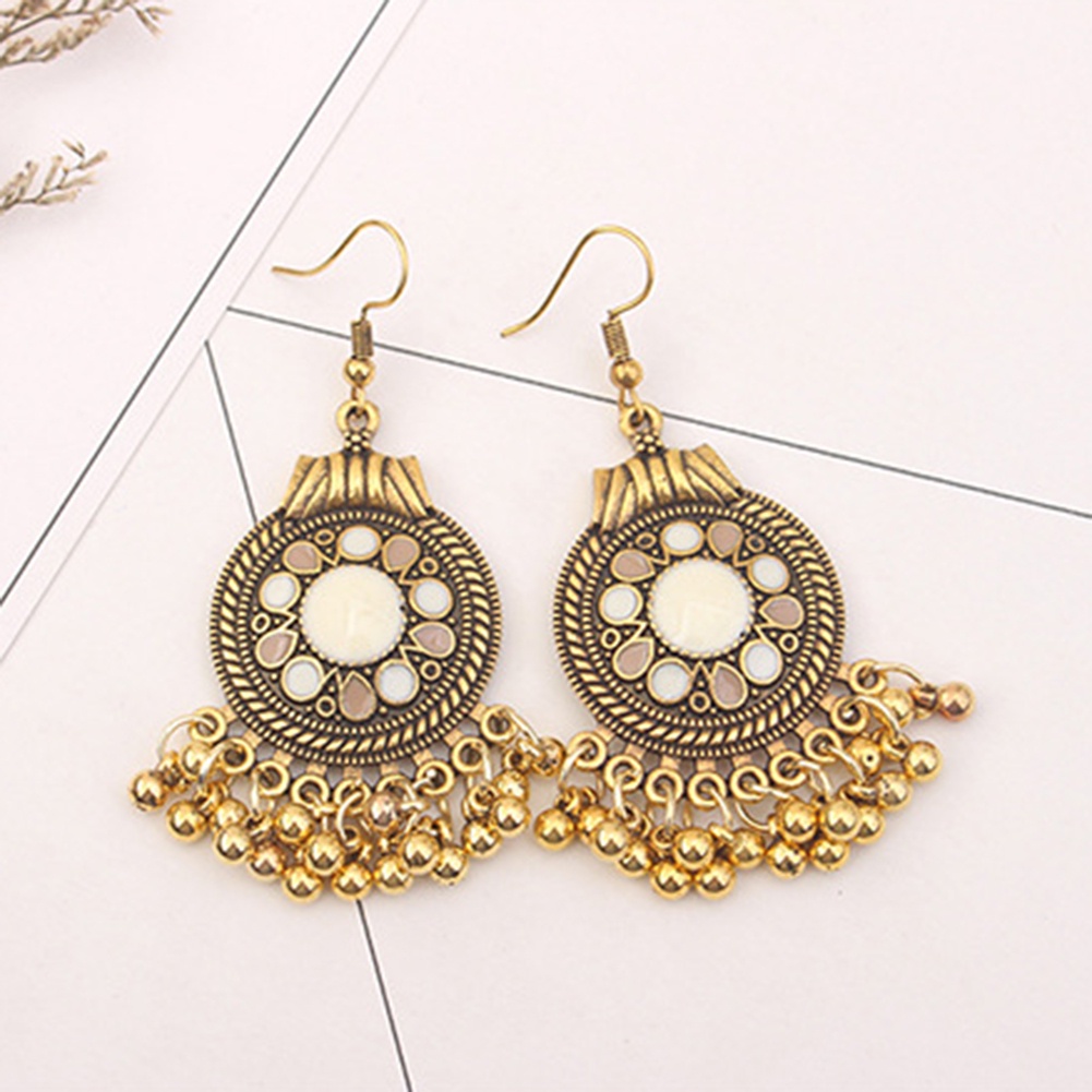 Hu Hu Hu Hu Hu Alat Bantu Pasang Kacamata♡ Anting Kait Gantung Statement Bahan Metal Desain Bolarumbai Gaya Vintage Untuk Wanita