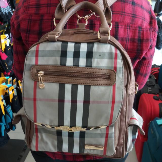 Tas Fashion / Tas Jalan-jalan / Tas Kuliah Cewek