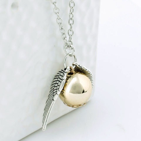 Kalung Rantai Liontin golden snitch Harry Potter Untuk Wanita