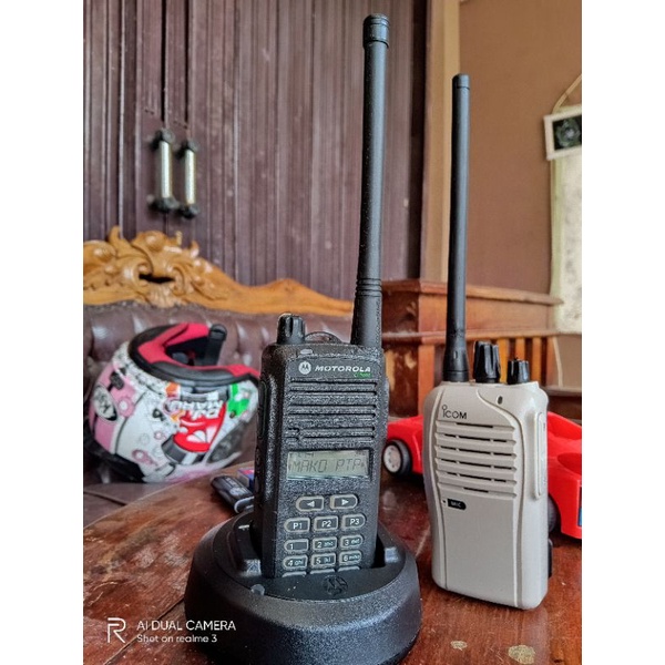 HT MOTOROLA CP1660 VHF MADE IN PHILIPPINES