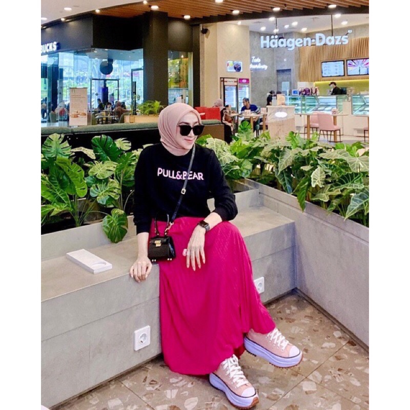 Clair Skirt Magenta Fuschia F3 - Rok Plisket Wanita