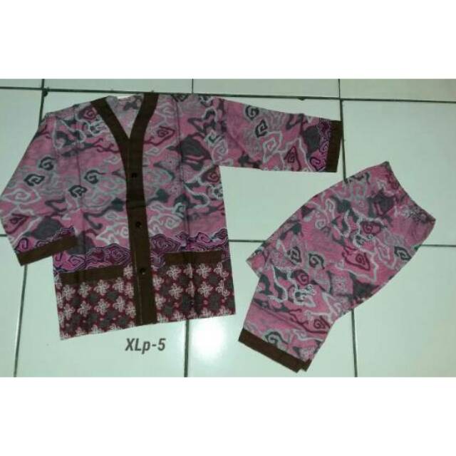 Piyama batik lengan panjang (size XL)