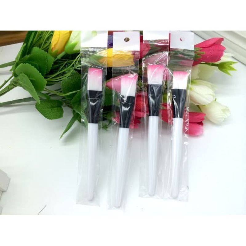 Kuas make up rias rainbow masker makeup brush