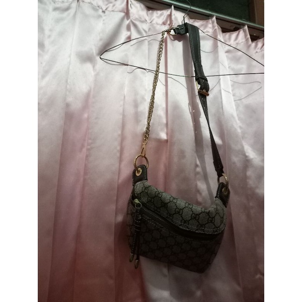 Tas Slingbag / selempang Gucci Kw Preloved