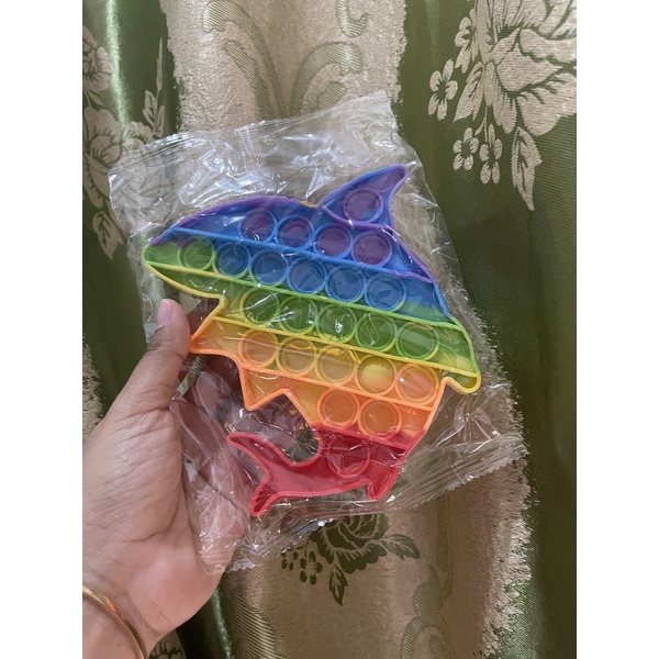 POP IT Rainbow karakter BT21 ice cream mobil dino - Hadiah kado Mainan Anak-Hiu