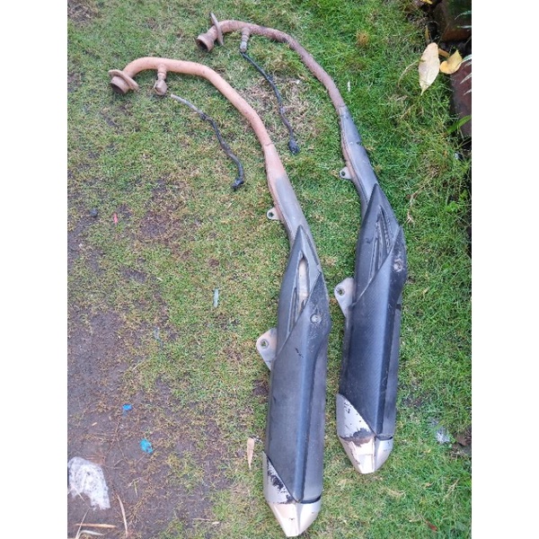 Knalpot kenalpot motor  Honda GTR 150R original