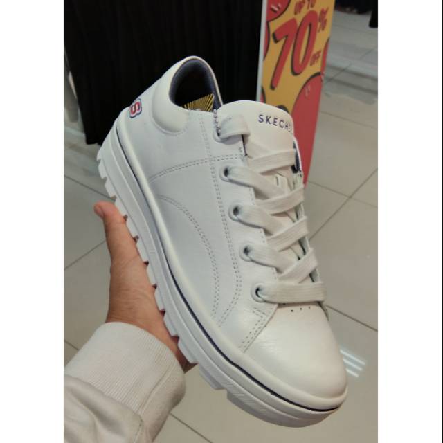 Skechers putih