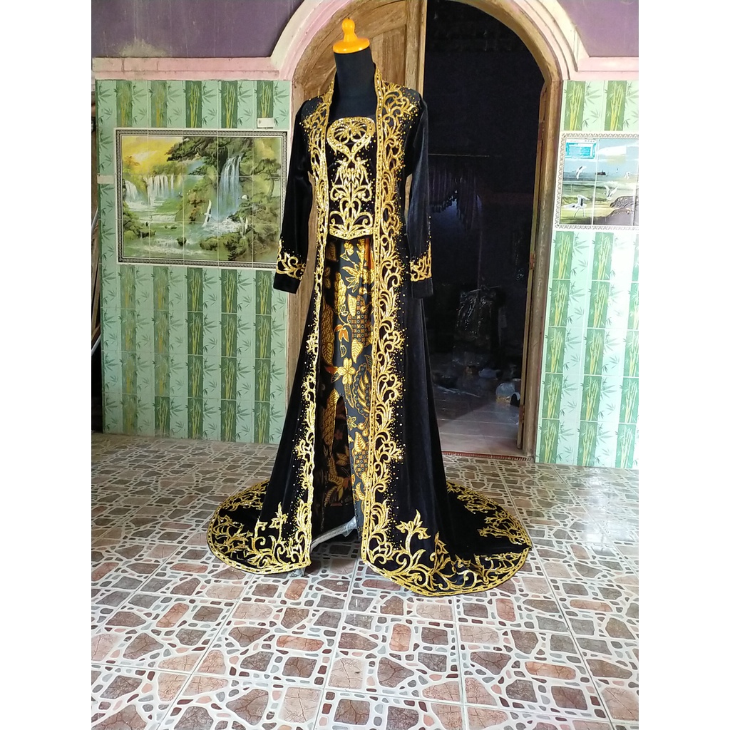 Kebaya bludru kutubaru full bordir payet jepang/kebaya pengantin ekor/kebaya pengantin mewah