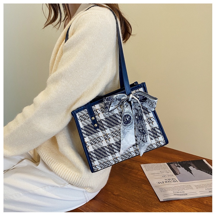 Drozenb Tas Tote Wanita Fashion Korea Motif Kotak/Totebag Fashion Korea Rajut Impor/Tas Tote Bahan Rajut Model Korea Fashion